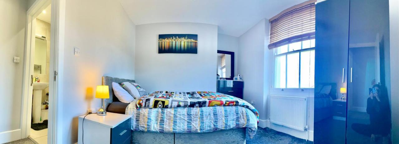 Camden Large 2 Bedroom Flat Guest House Londen Buitenkant foto