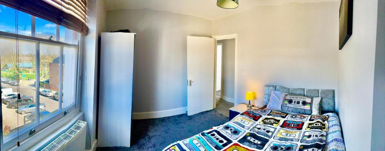 Camden Large 2 Bedroom Flat Guest House Londen Buitenkant foto
